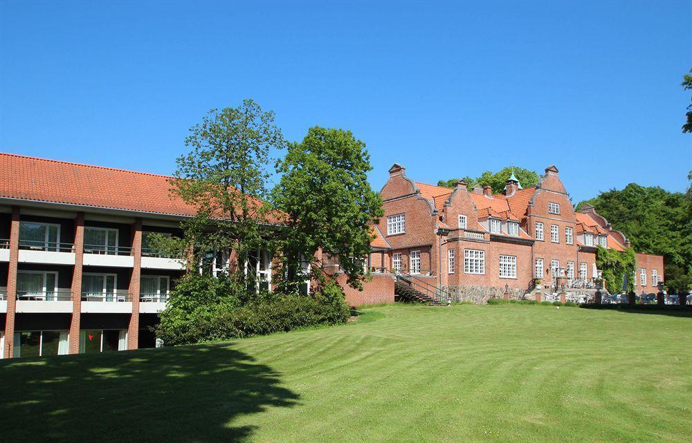 Sauntehus Castle Hotel Hornbæk Exterior photo